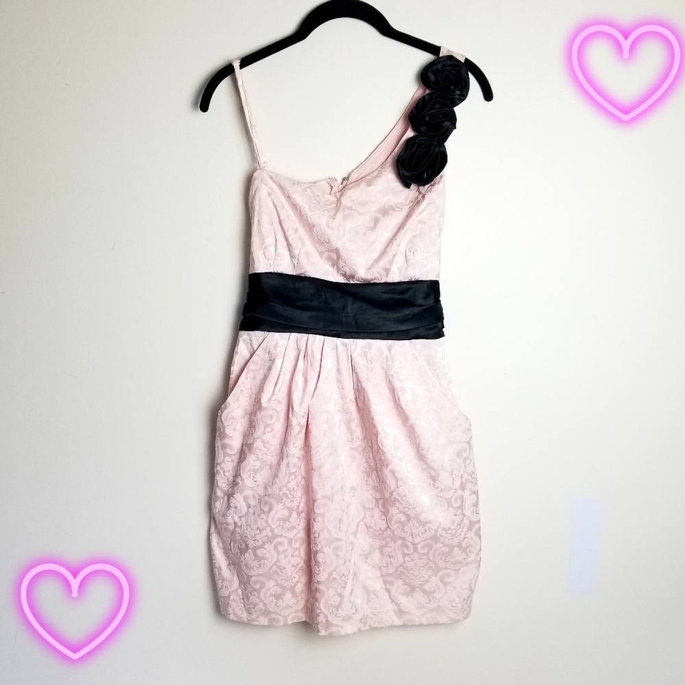 SPEECHLESS one shoulder party dress - w/ pockets!